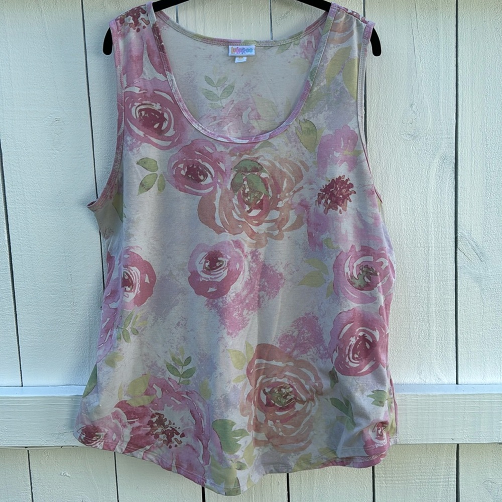 3XL LuLaRoe watercolor floral Tank top.